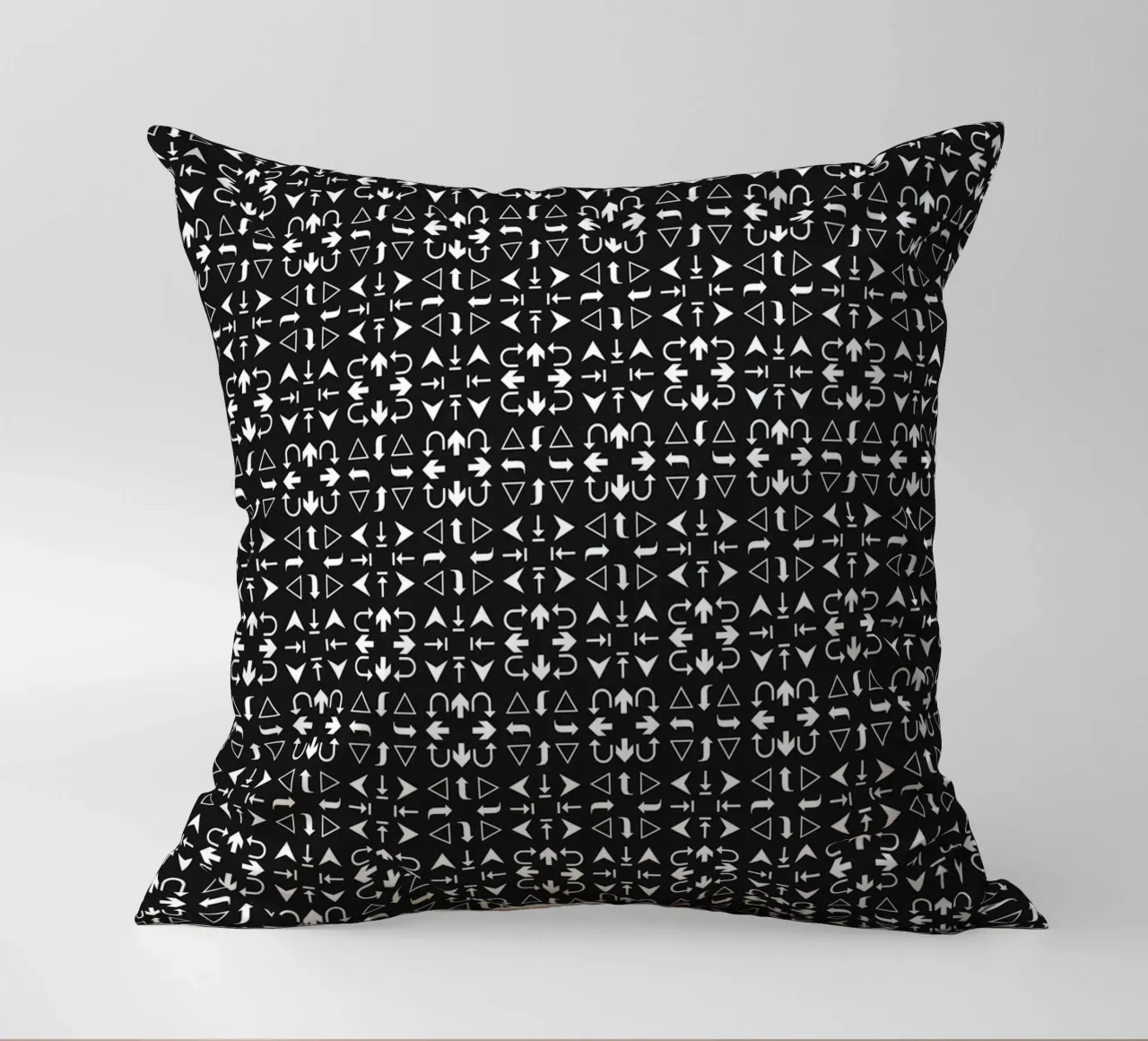 Arrows Pattern #1 cuscino da kathrinmay