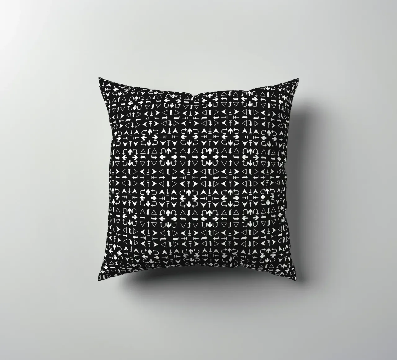 Arrows Pattern #1 cuscino da kathrinmay