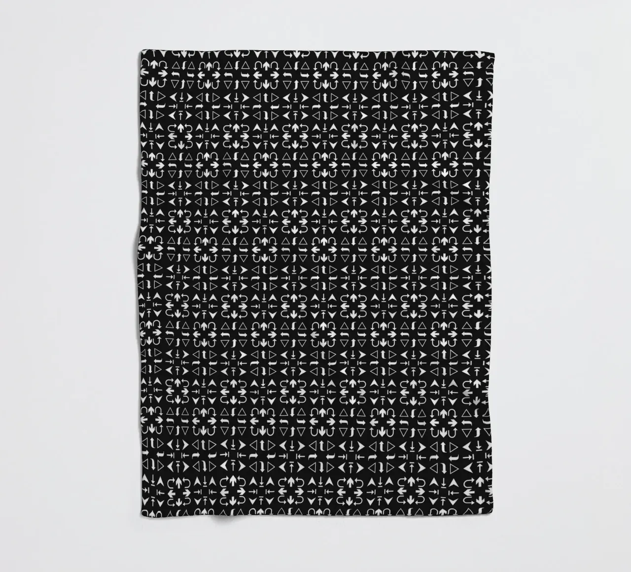 Arrows Pattern #1 coperta in pile da kathrinmay