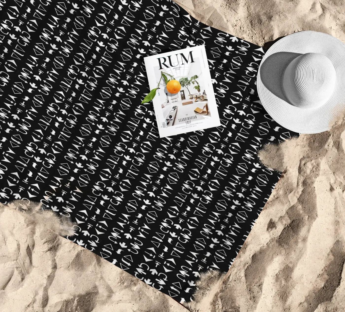 Arrows Pattern #1 serviette de plage de kathrinmay