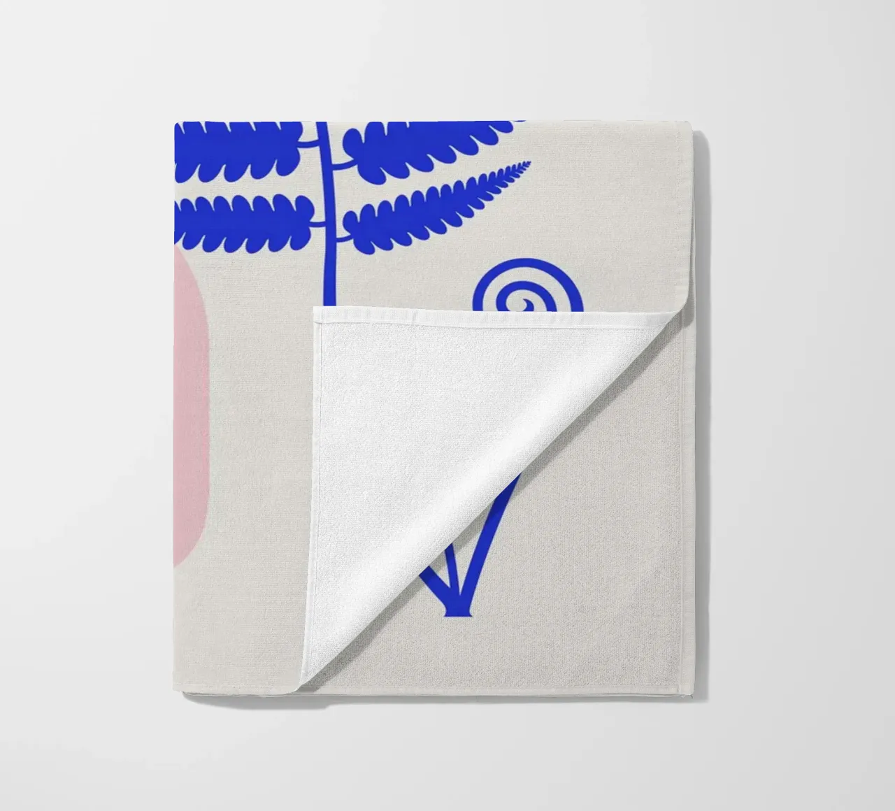 Pink boho interior telo mare da Little Dean