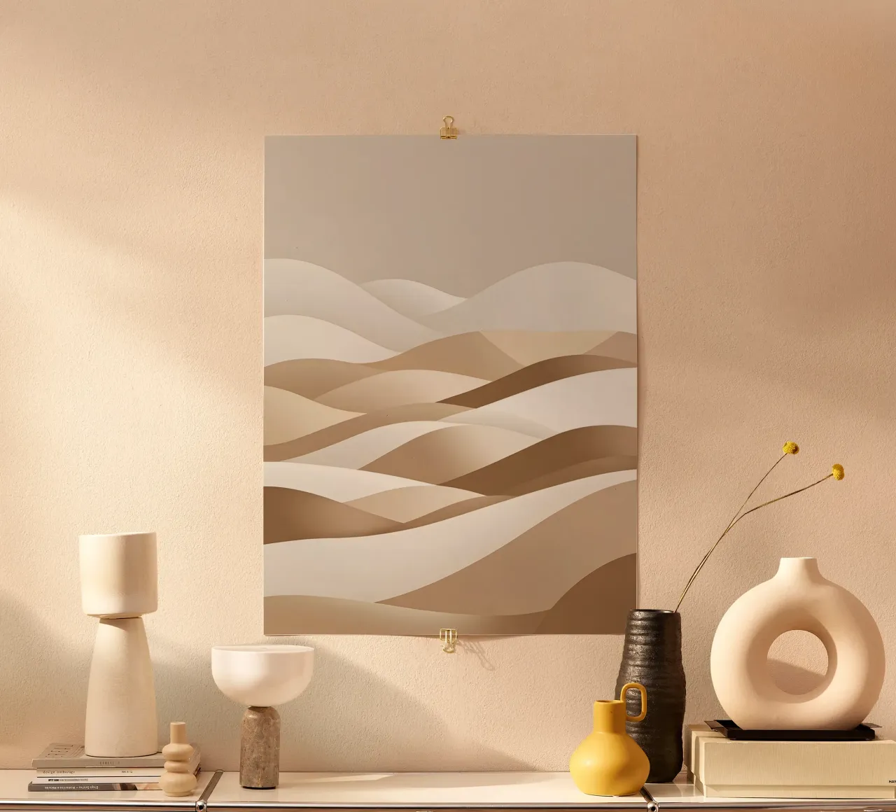 Paesaggio astratto minimalista di dolci colline poster con telaio in alluminio da The Green Room