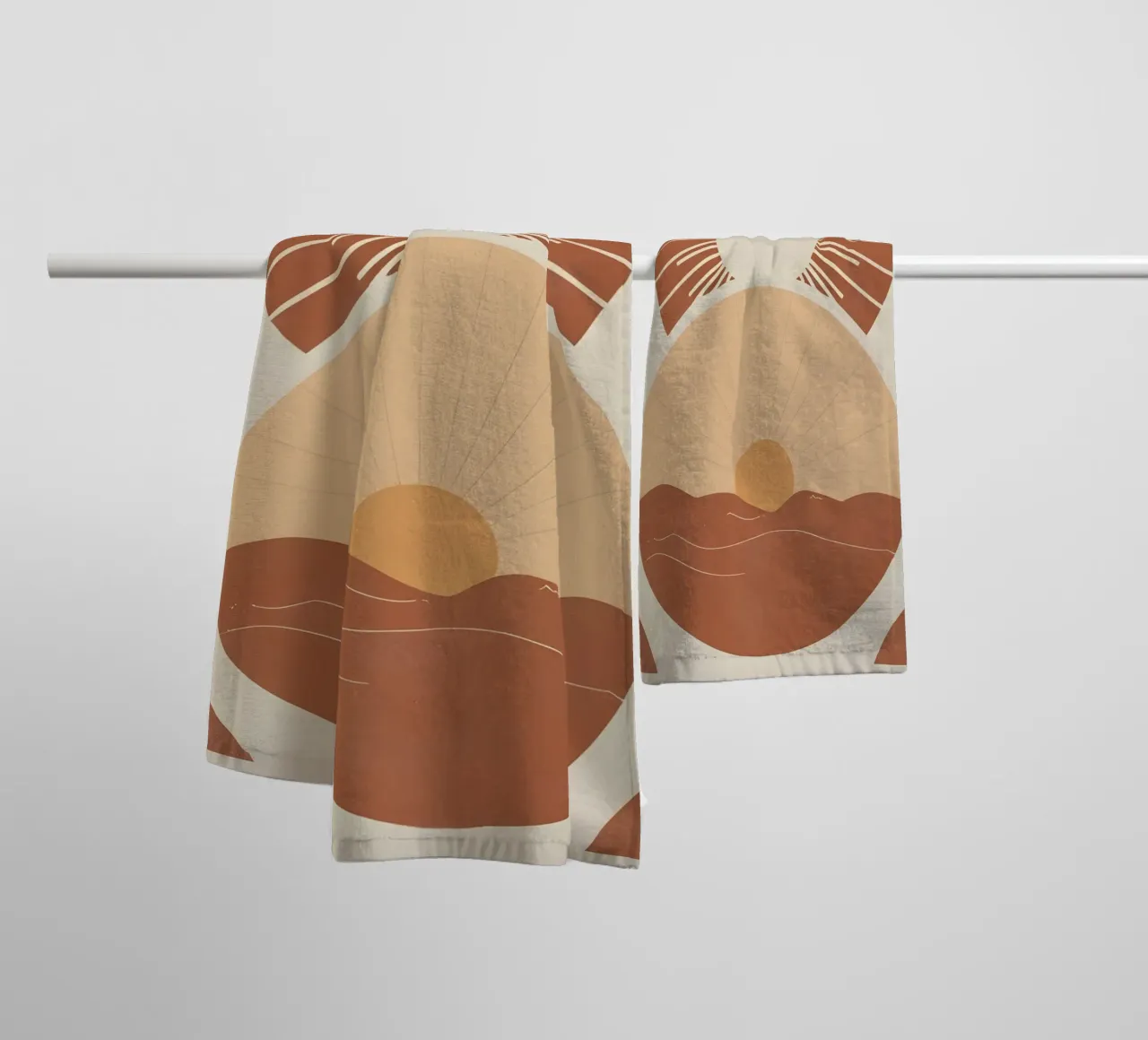 Sole astratto con linee geometriche radianti asciugamano da bagno da Botanical Gallery
