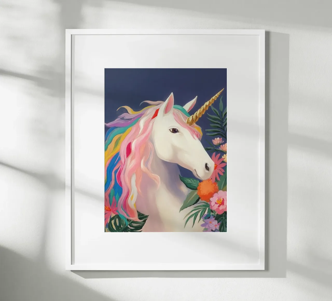 Unicorno in un sogno floreale poster con telaio in plastica da Carinaprint