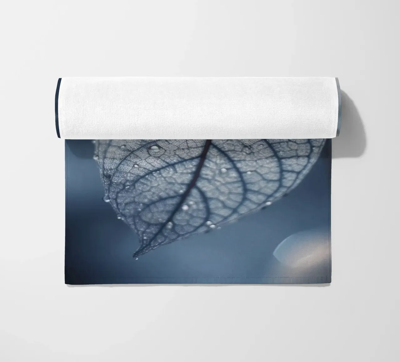 Leaf In Moonlight telo mare da treechild