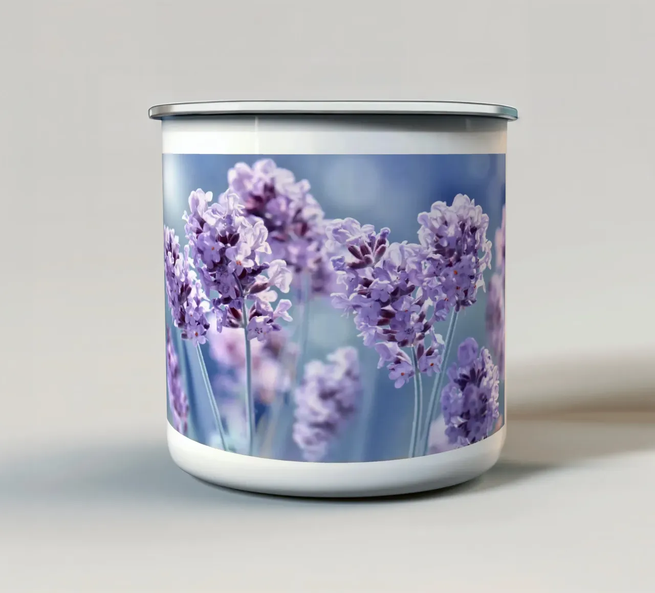 Lavanda tazza in smalto da Atteloi