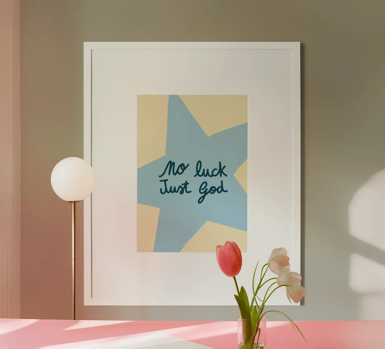 No Luck Just God, stampa d'arte minimalista a forma di stella poster con telaio in legno da vintagepod