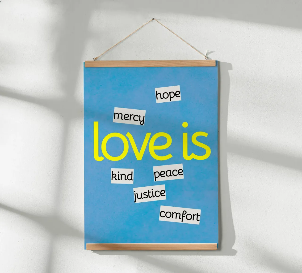 L'amore è - Stampa d'arte con definizione cristiana poster da vintagepod