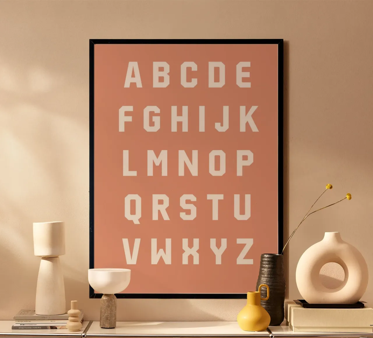 Typography Alphabet #6 poster con telaio in legno da kathrinmay