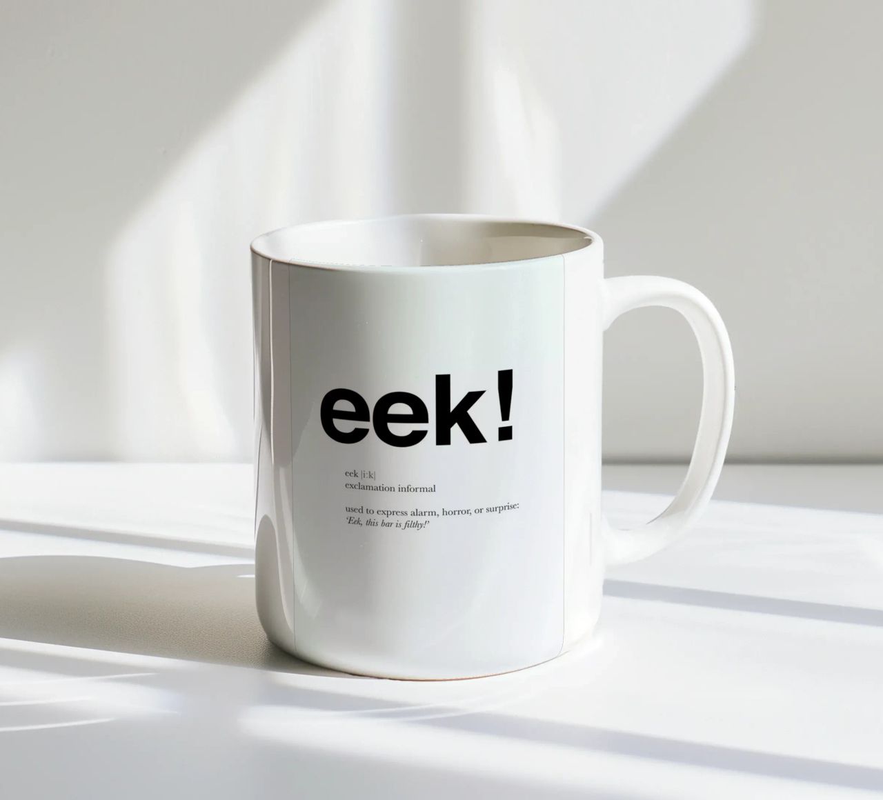 The eek interjection tazza in ceramica da Matěj Kašpar Jirásek