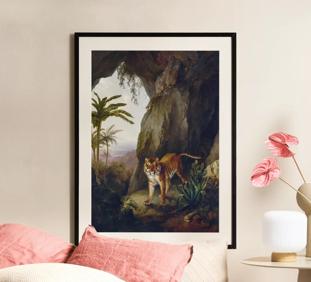 Tiger in a Cave poster con telaio in plastica da vintageshop