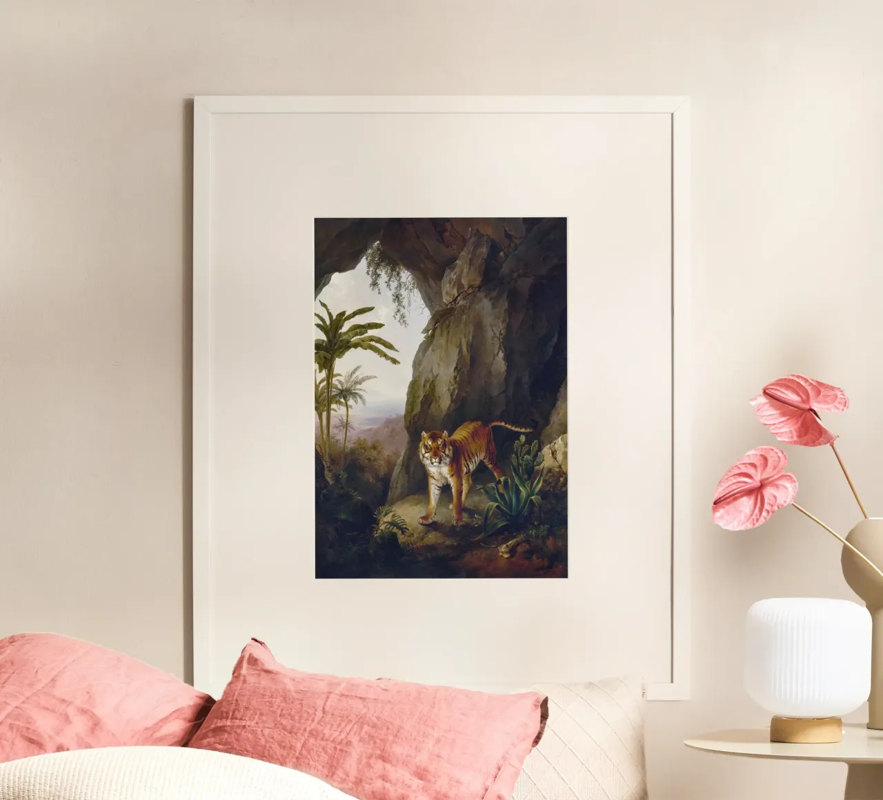 Tiger in a Cave poster con telaio in plastica da vintageshop
