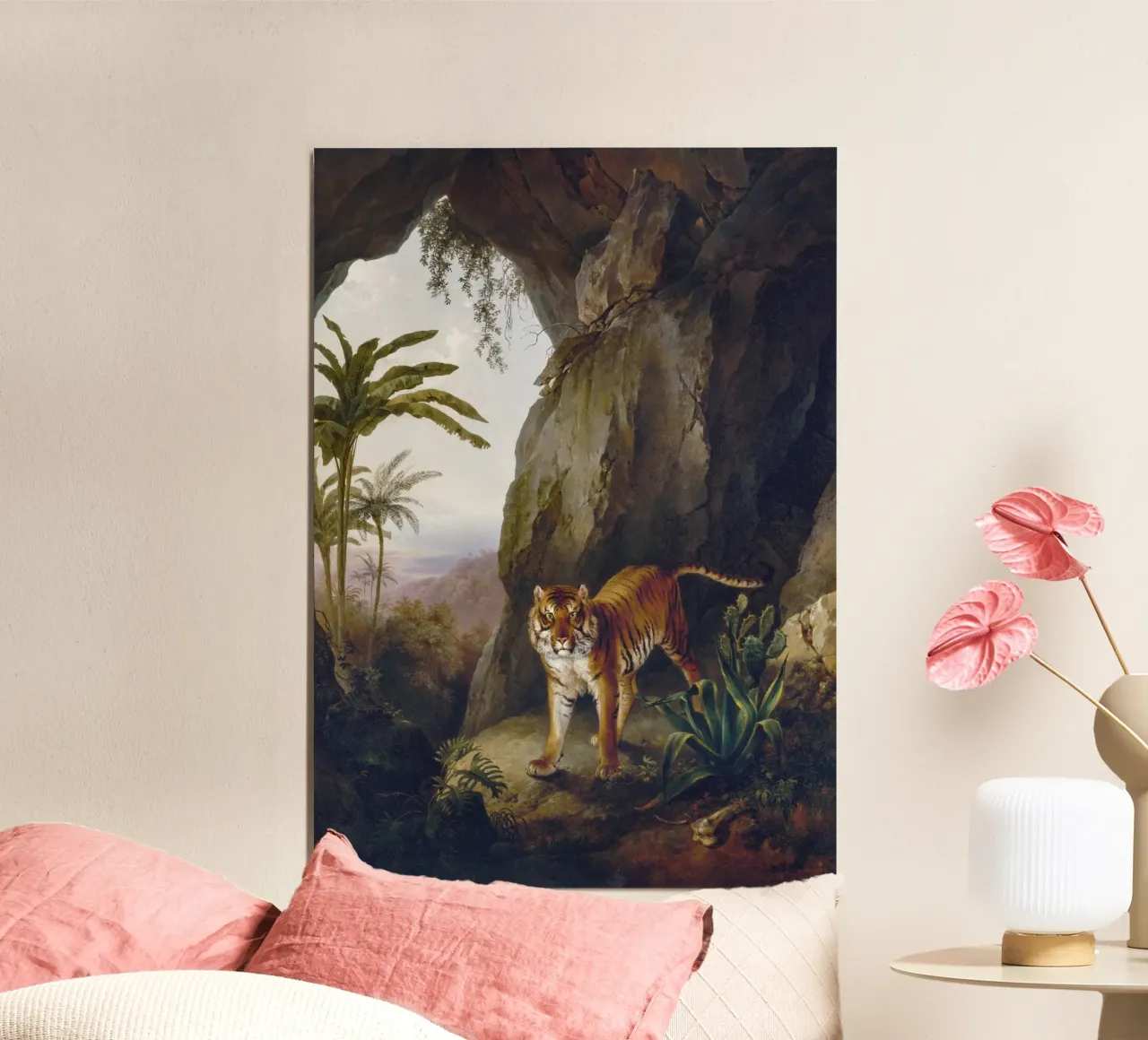Tiger in a Cave poster con telaio in plastica da vintageshop