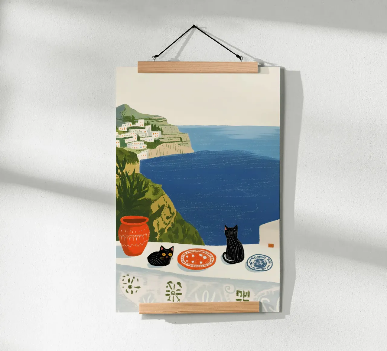 Due gatti neri in riva al mare blu poster da Curious Canvas