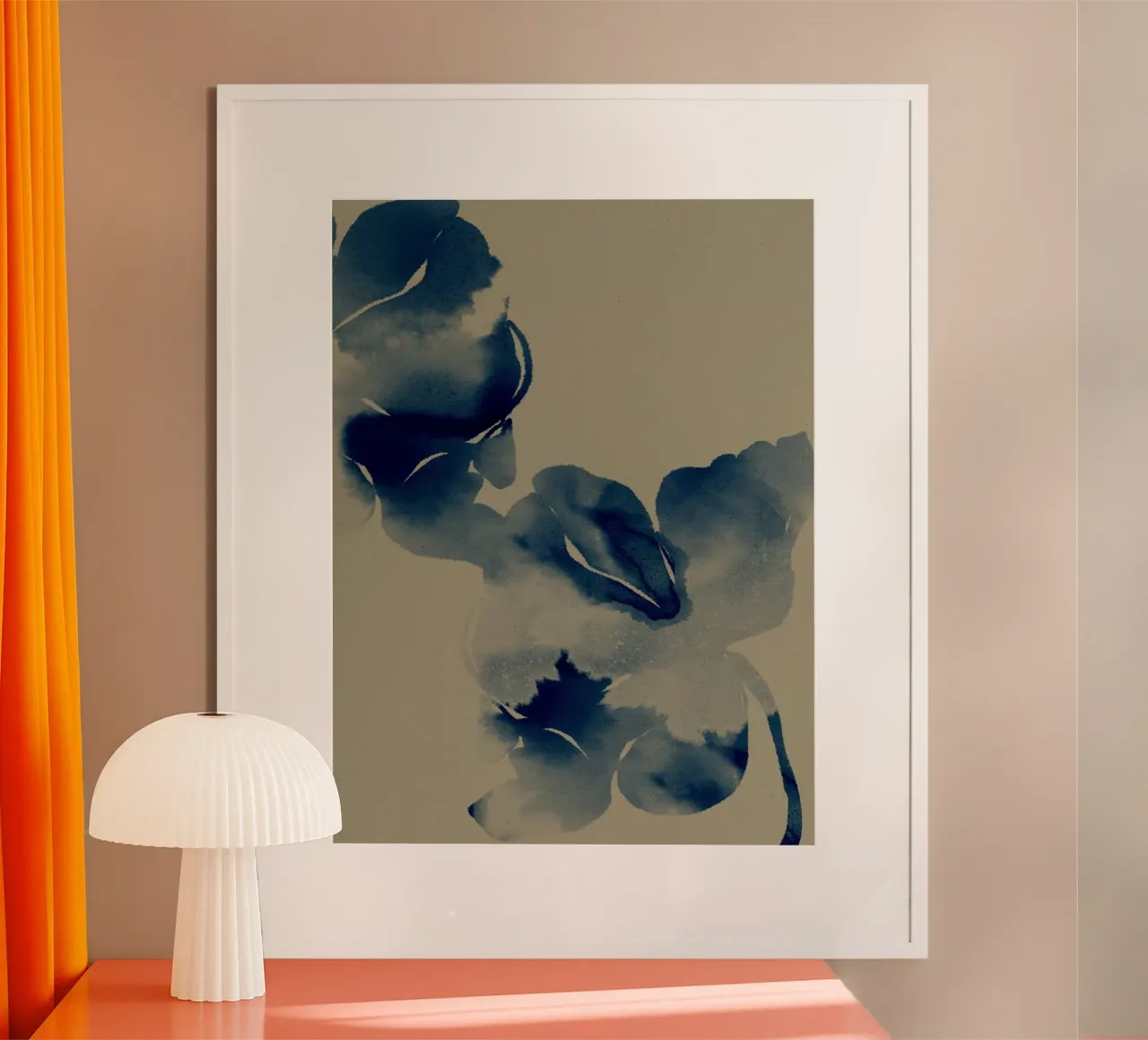 Fiori blu in acque dolci di Shatha Dafai poster con telaio in plastica da Linda Richardson