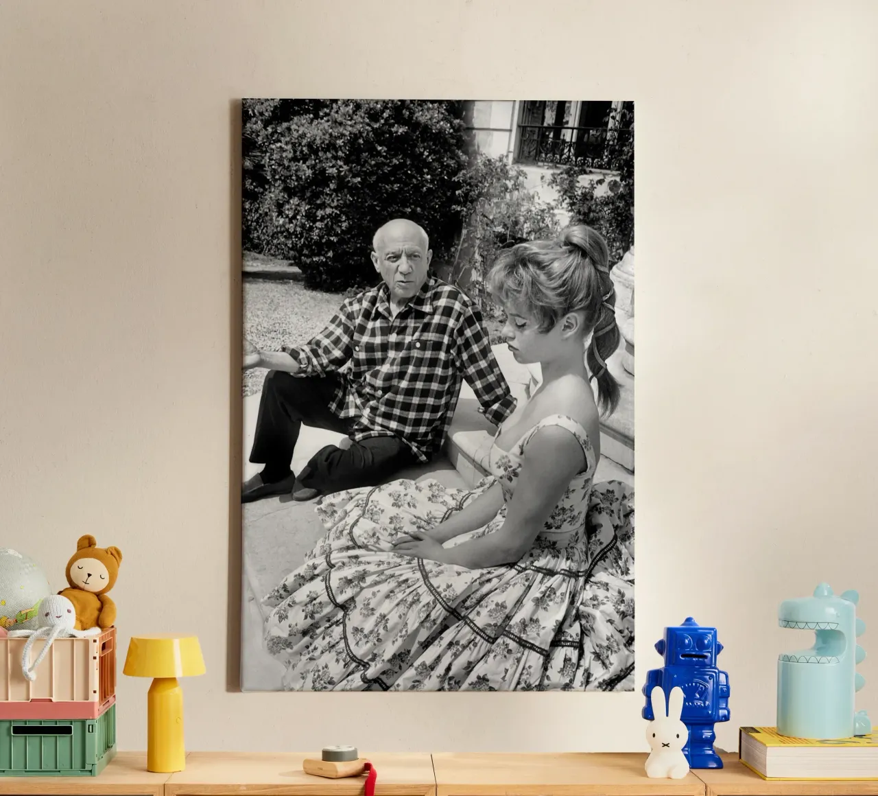 Brigitte Bardot e Pablo Picasso, 1956 tela con Cornice a cassetta da Linda Richardson