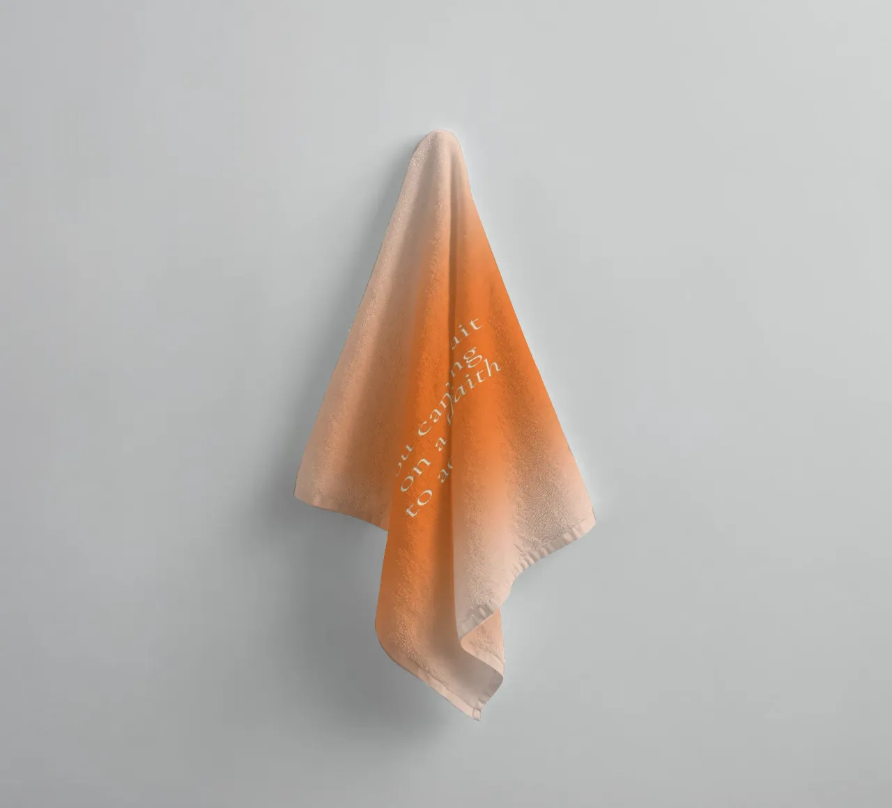 Agir dans la foi, Minimalist Gradient Christian Art Print serviette de bain de vintagepod