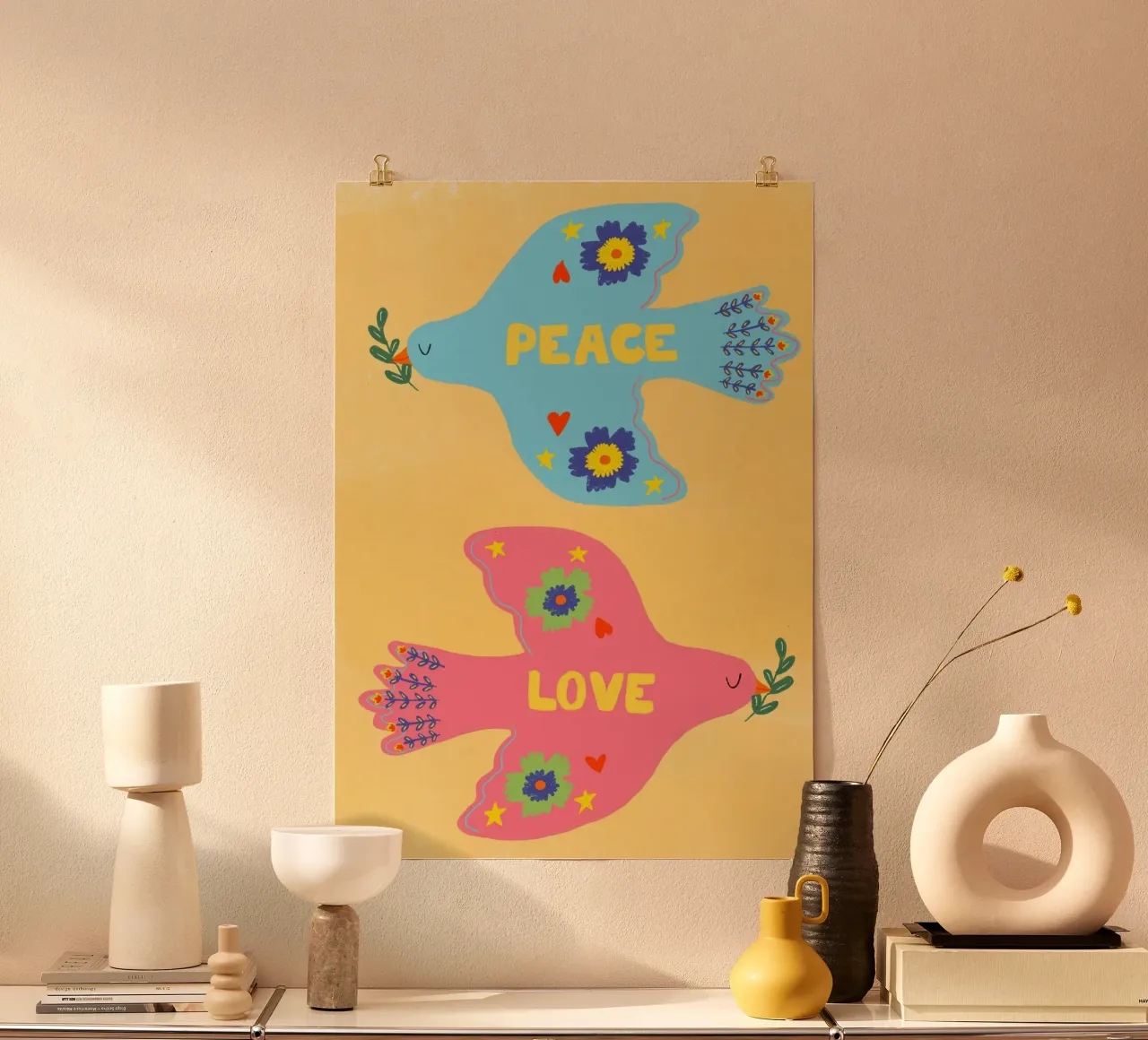 Pace e amore, stampa folcloristica di colombe poster da vintagepod