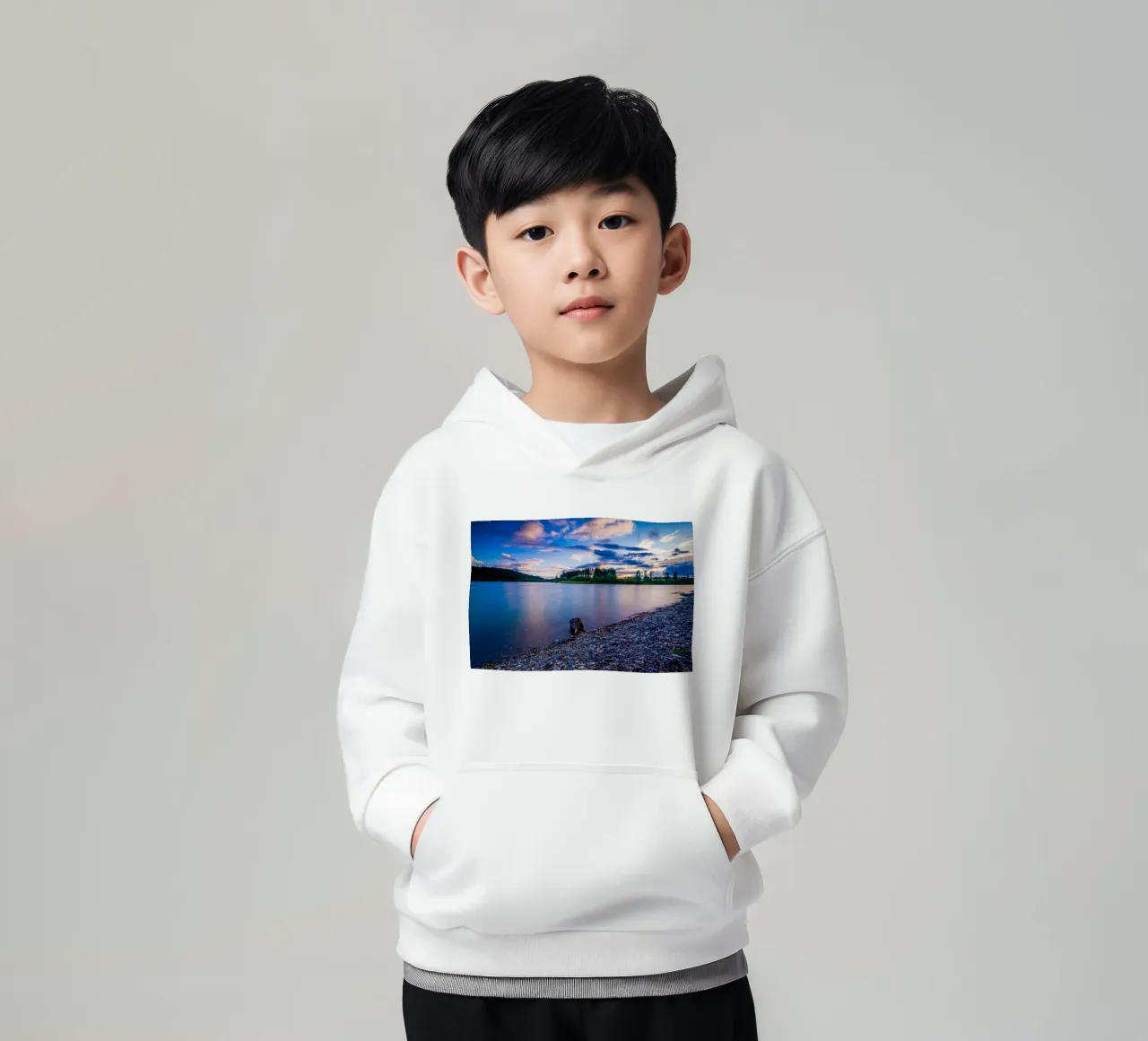 Sonnenuntergang am Stausee Kinder Hoodie von Marcus Beckert | Fotografie