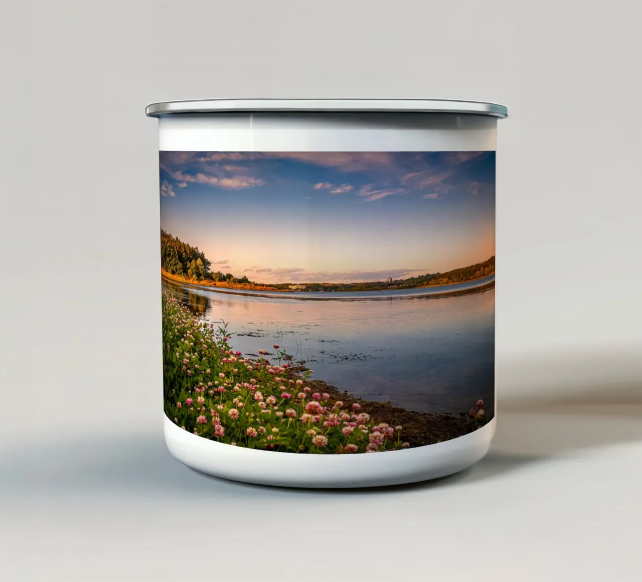 Il lago artificiale al tramonto tazza in smalto da Marcus Beckert | Fotografie