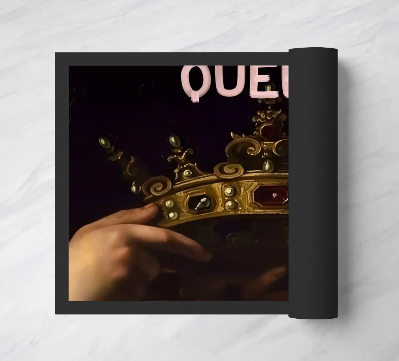 "I'M THE QUEEN" zerbino da Type & Tape