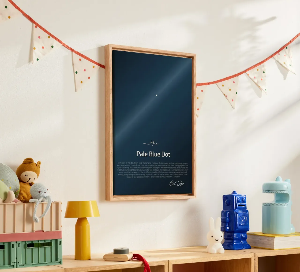 Der blasse blaue Punkt Leinwand mit Schattenfugenrahmen von mary shop