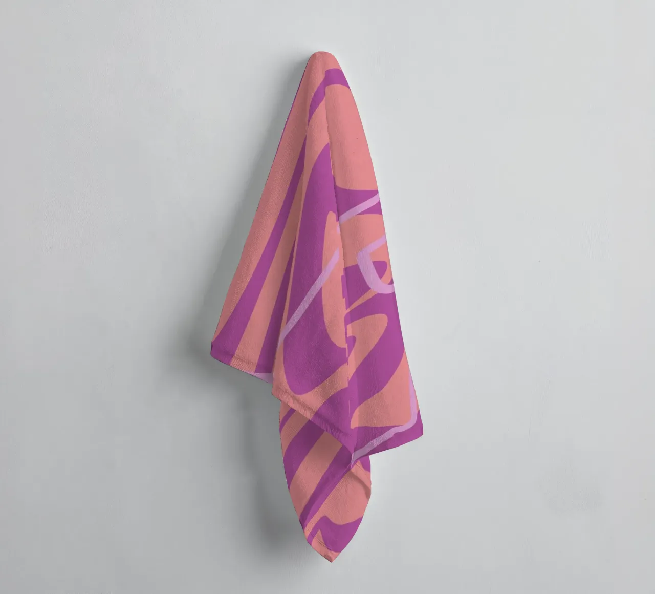 Wave Pattern Lines towel by MODERN NUANCE
