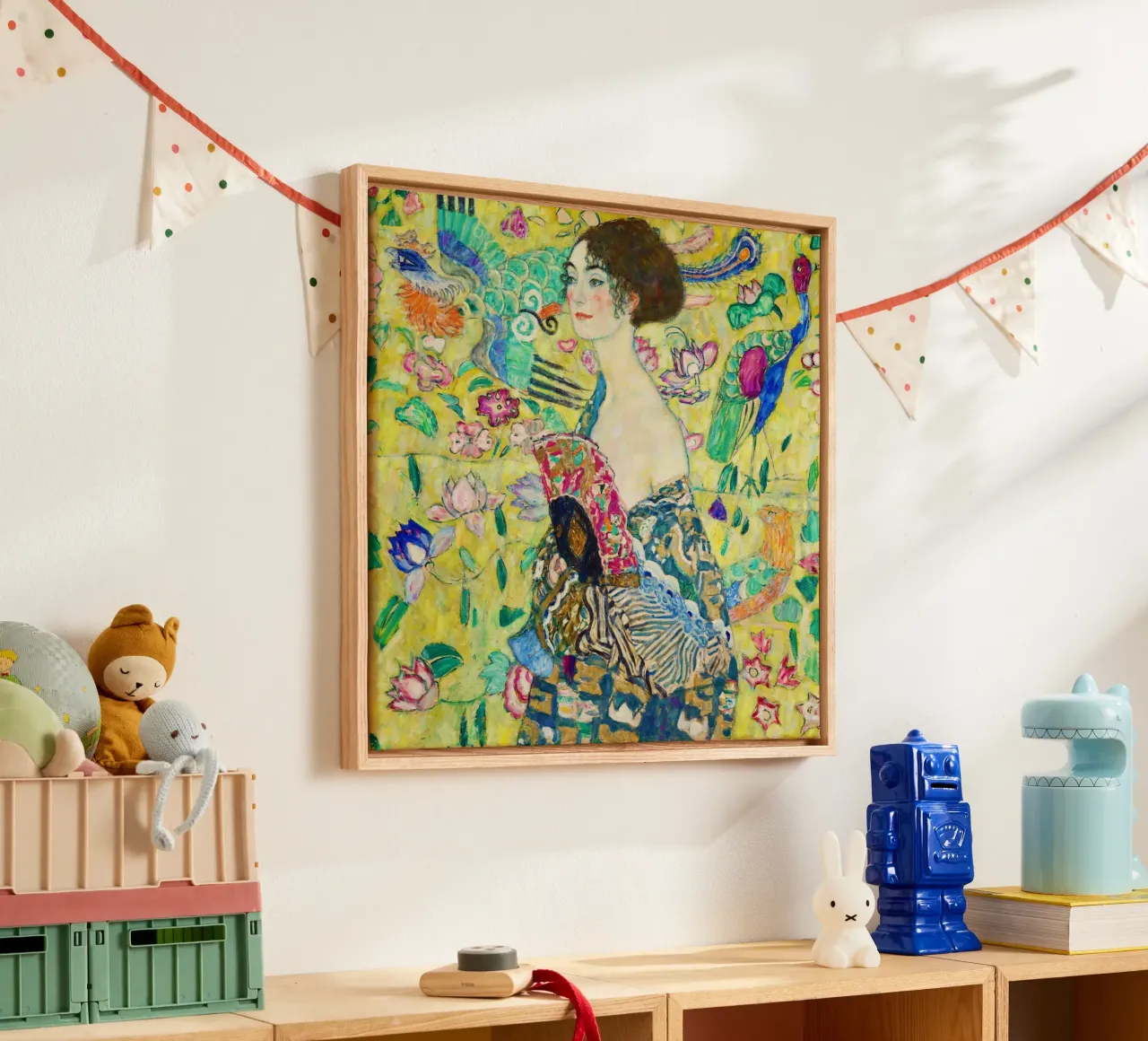 Gustav Klimt - Dame met waaier canvas met Baklijst van Jolie Prints