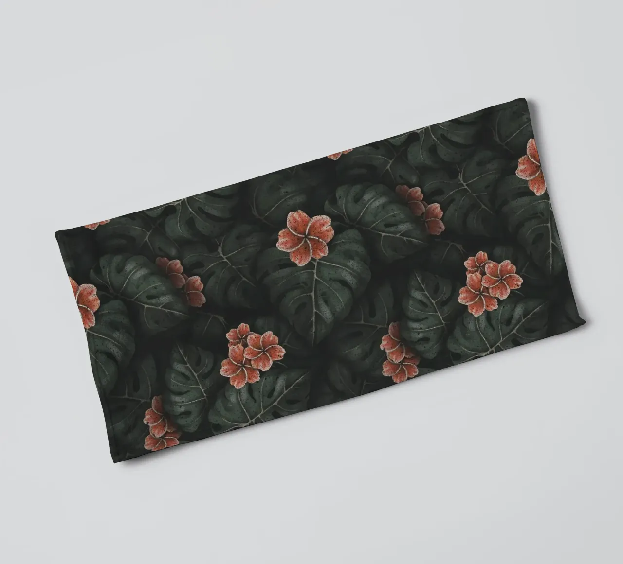 Illustrazione di Monstera e Frangipani Design botanico tropicale asciugamano da bagno da Stella-Illustrations