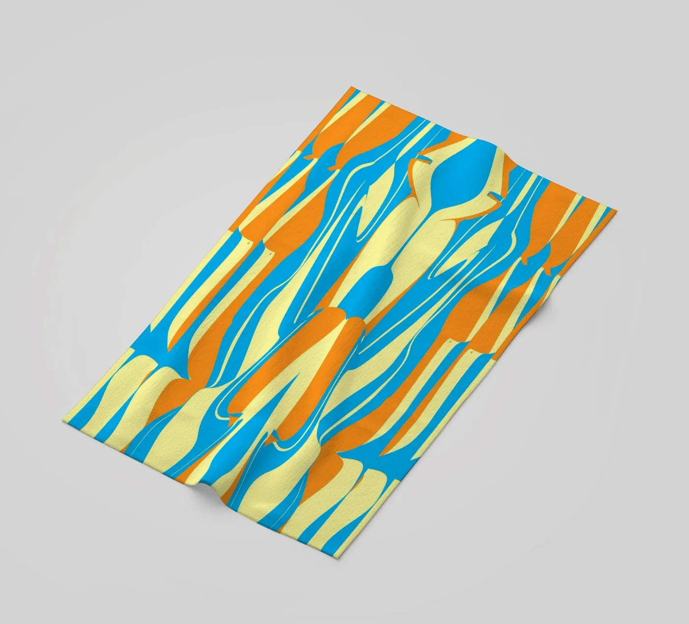 Bizar patroon 05 strandhanddoek van Little Dean
