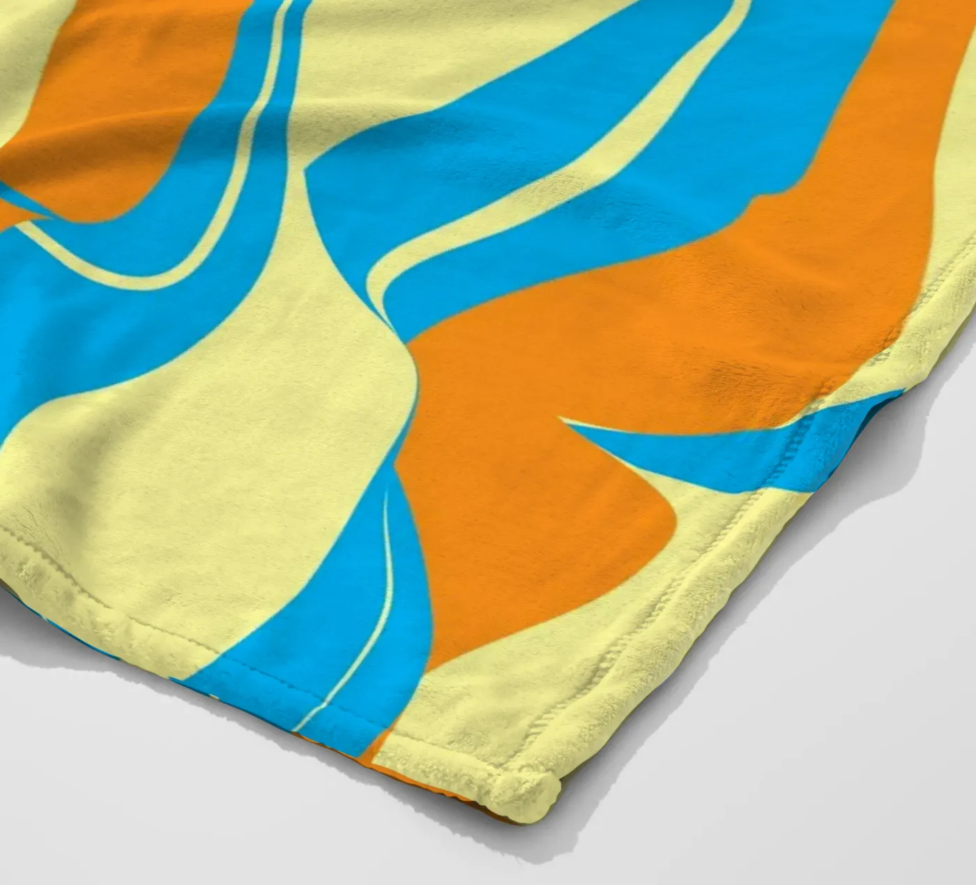 Bizar patroon 06 fleecedeken van Little Dean