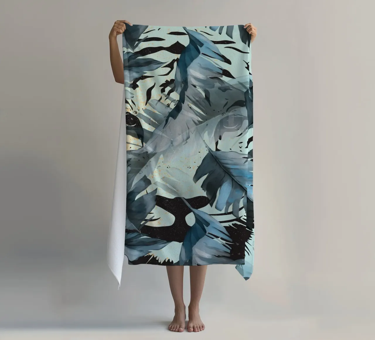 Tiger In The Jungle telo mare da lazydaypaper