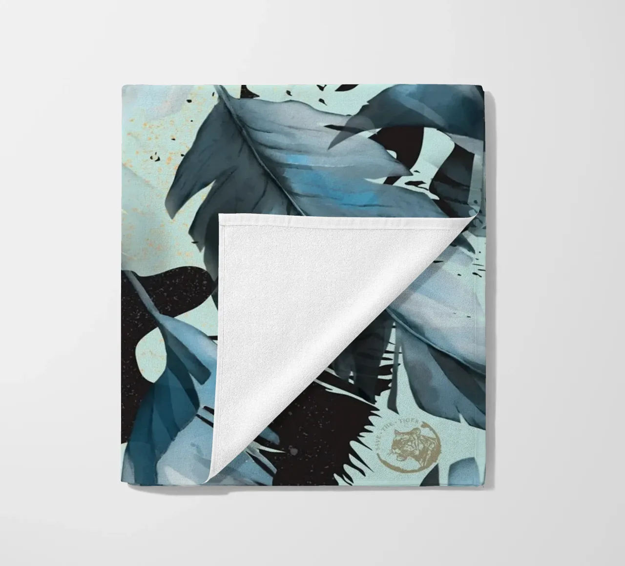 Tiger In The Jungle telo mare da lazydaypaper