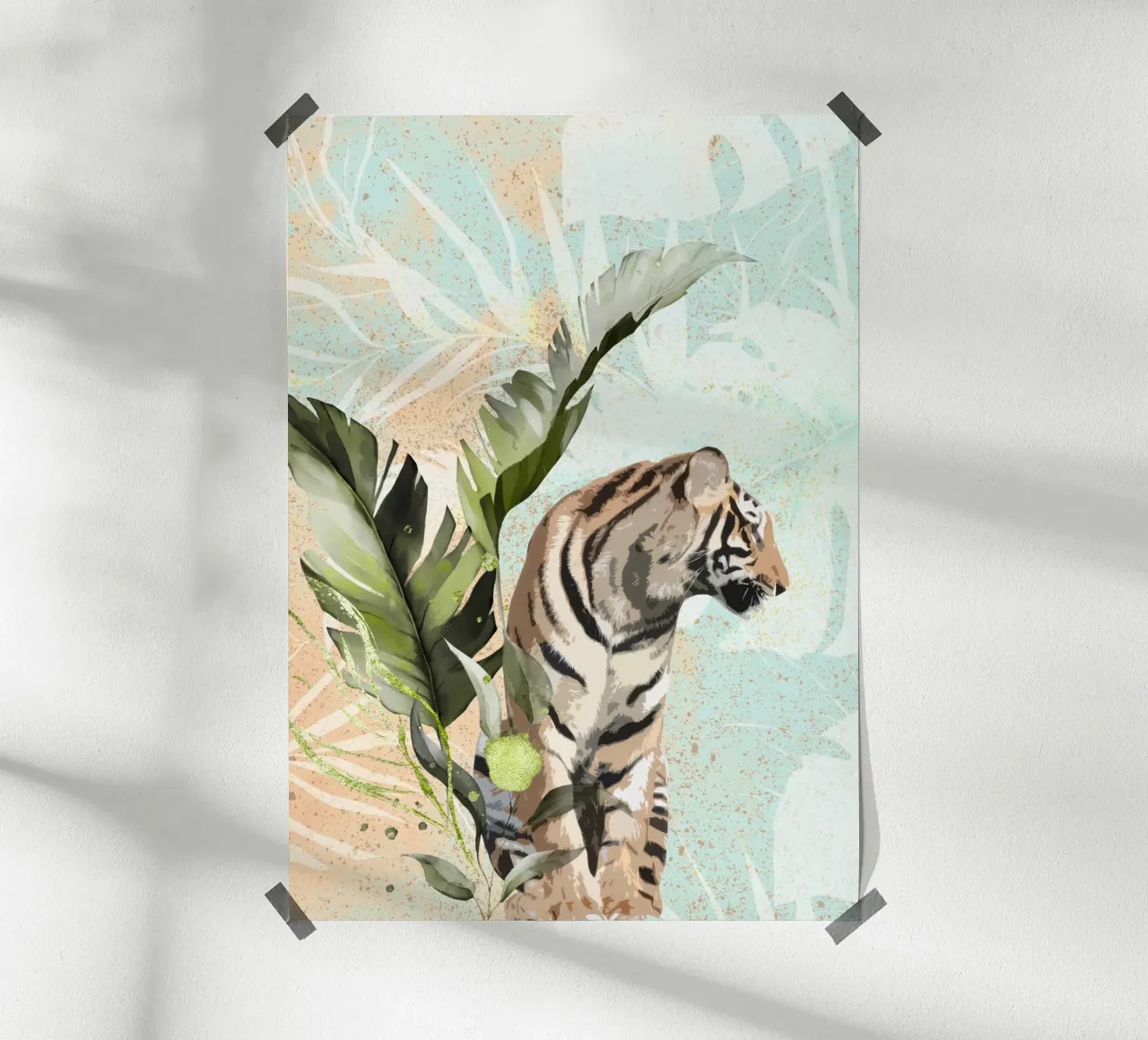 Tiger with Leaf poster con telaio in legno da lazydaypaper