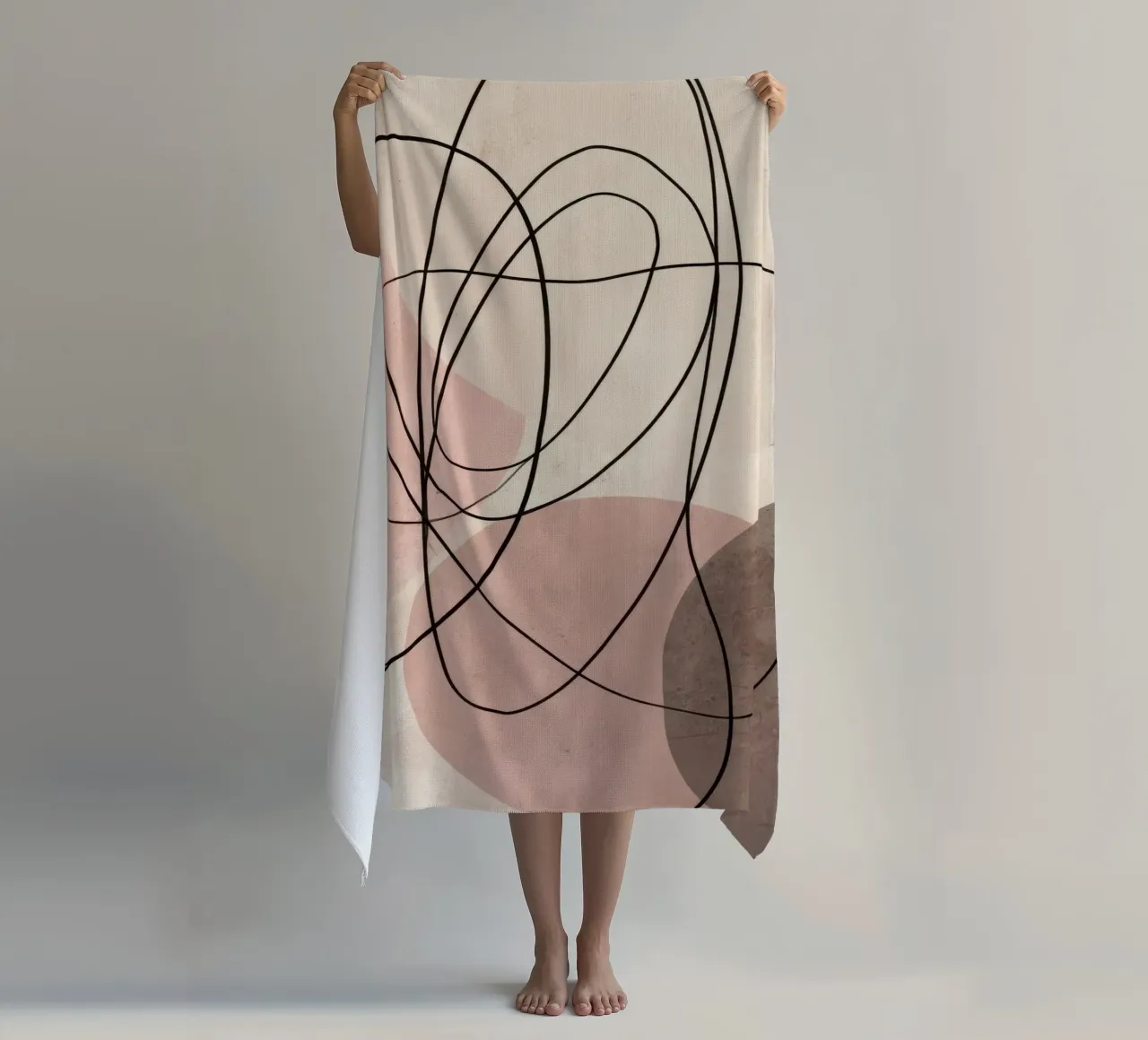 Linee astratte minimaliste con morbide forme rosa telo mare da Artbyvo