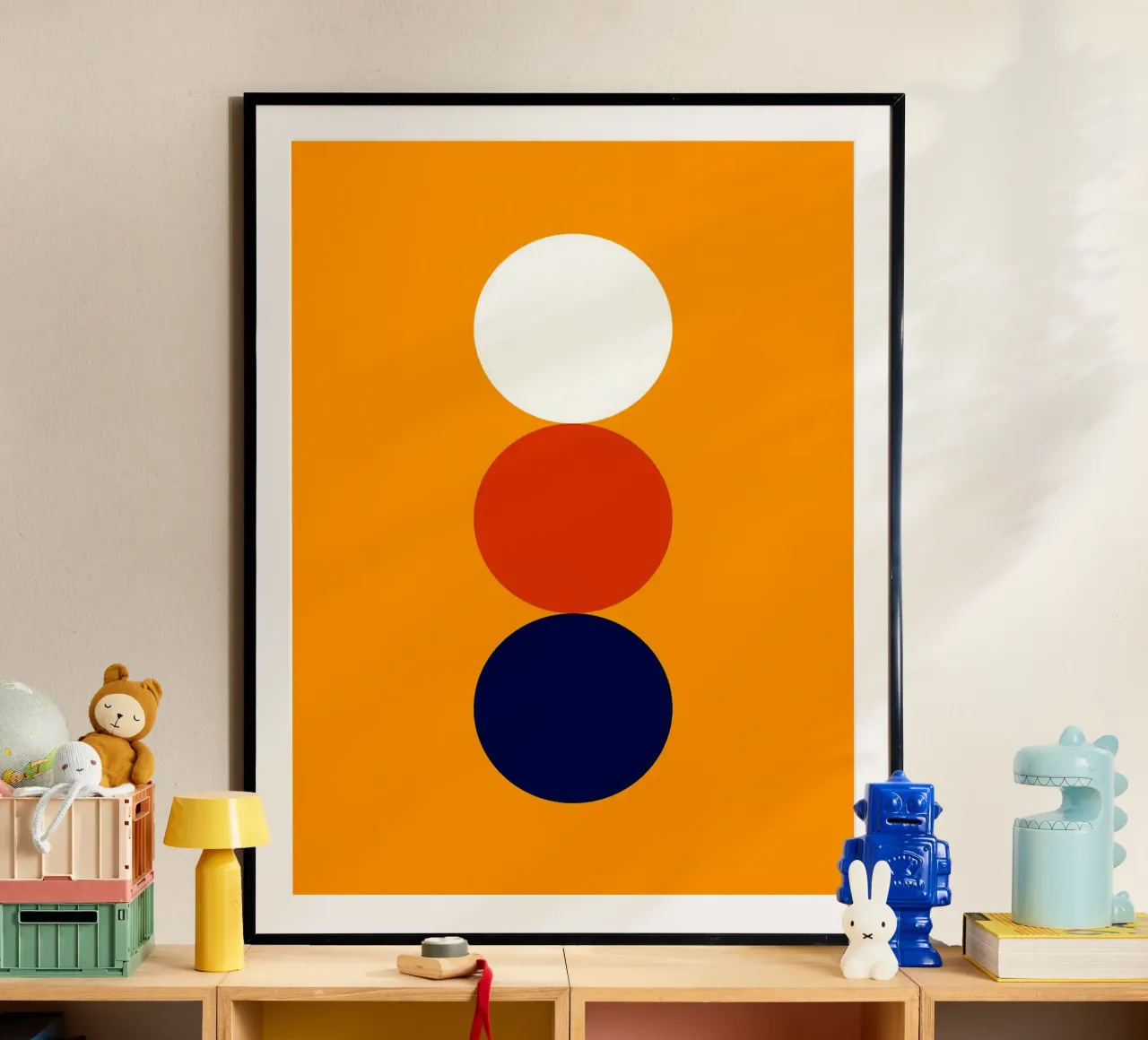 Poster geometrici minimalisti degli anni '20 con forme primitive poster con telaio in plastica da Maria Maier