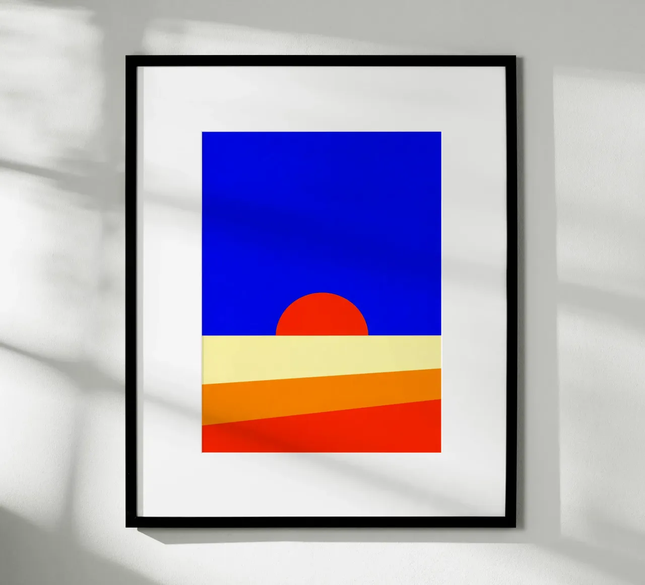 Paesaggio minimalista al tramonto poster con telaio in legno da Lisa Becker