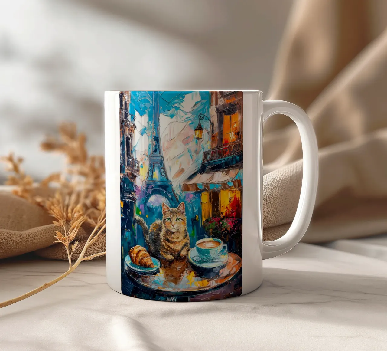 Gatto parigino con croissant e caffè tazza in ceramica da Stellar Creative