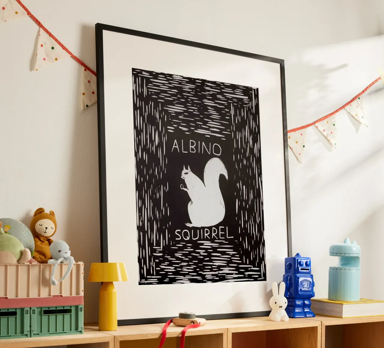 Scoiattolo albino - David Shrigley poster con telaio in plastica da ushop god