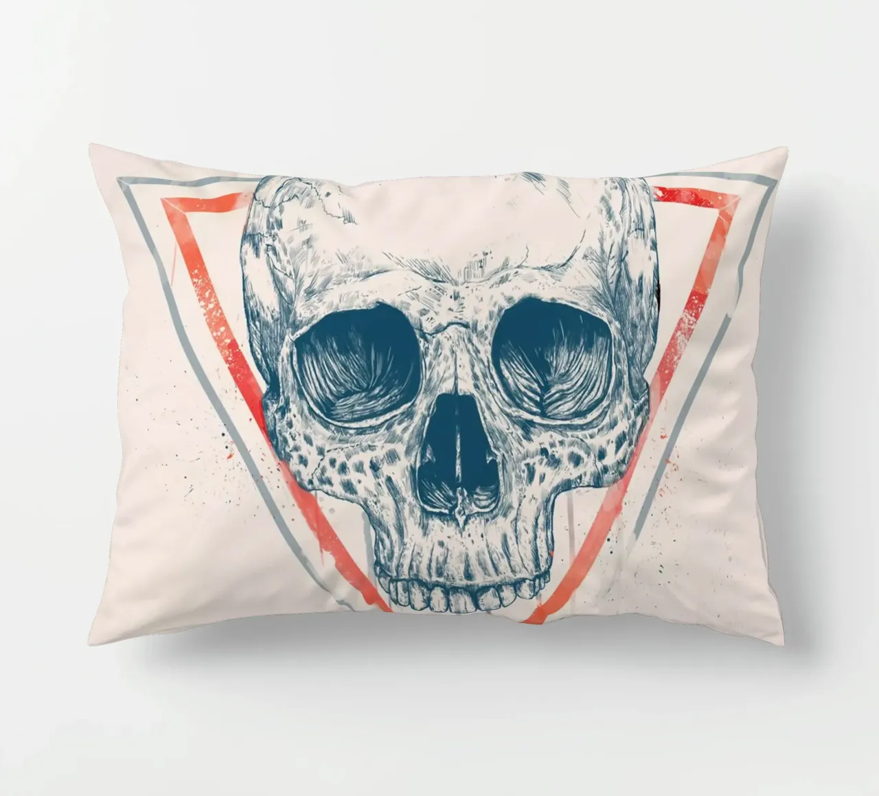 Skull in triangles cuscino da Balazs Solti