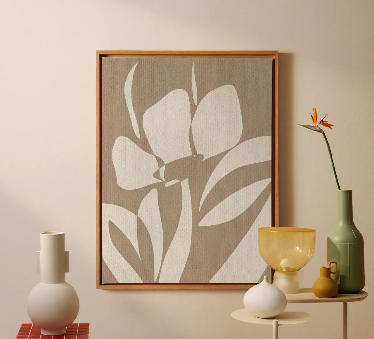Petali muti III di Shatha Dafai tela con Cornice a cassetta da Linda Richardson
