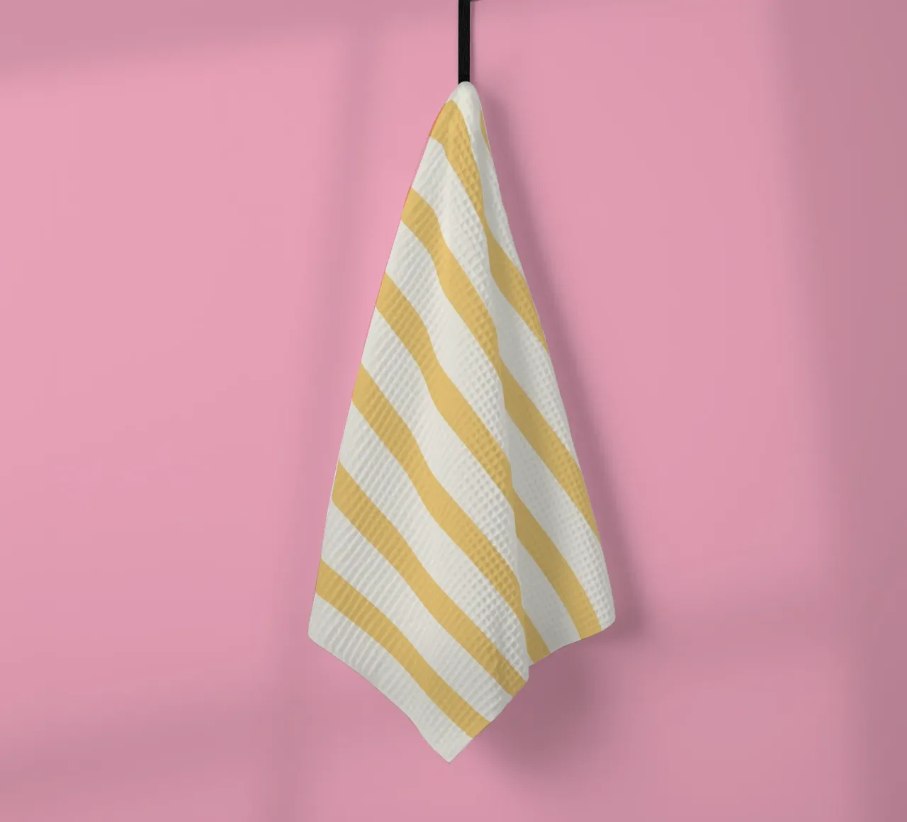 Motif à rayures beige et jaune torchon de Paigaam Studio