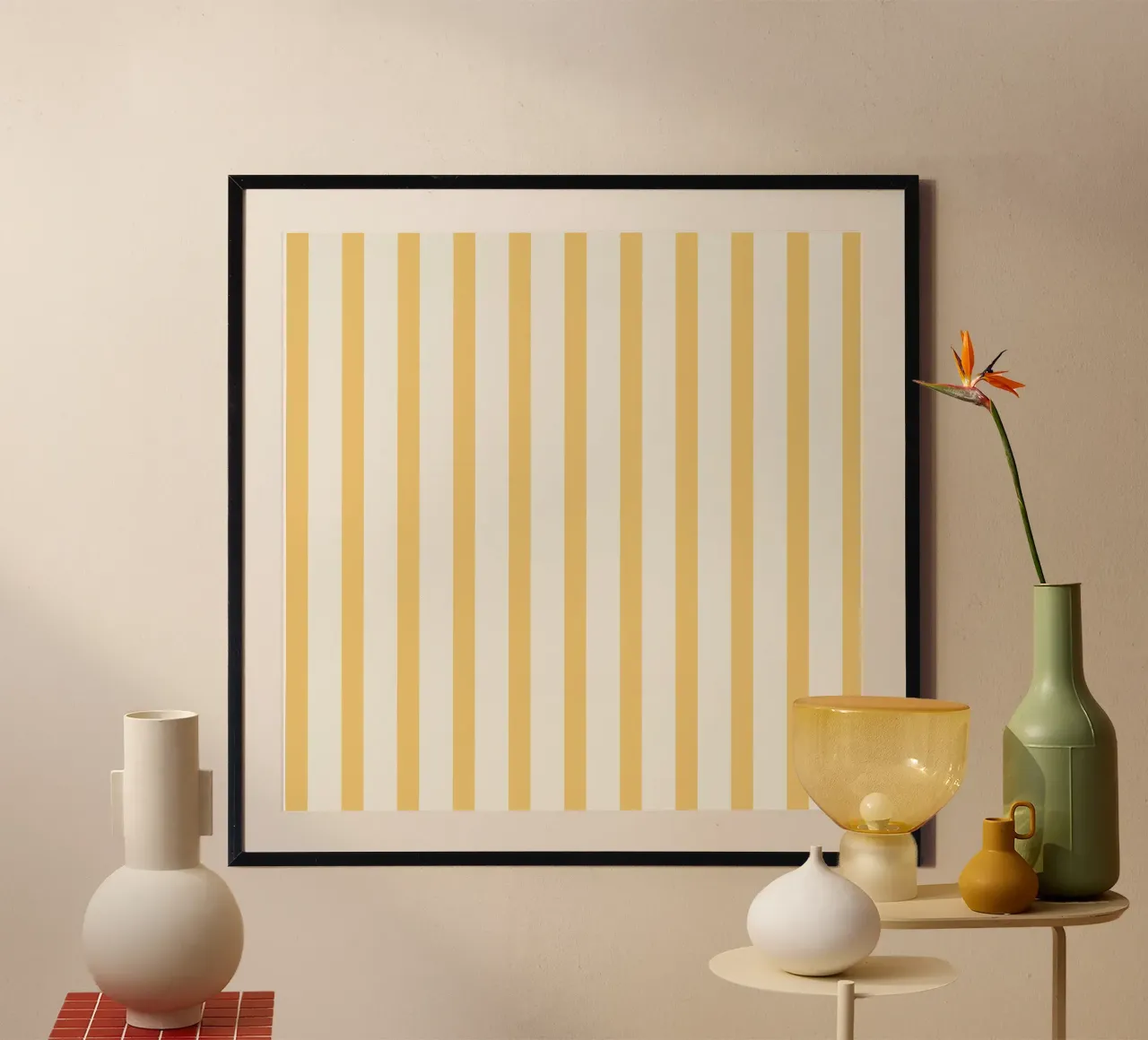 Motif à rayures beige et jaune poster de Paigaam Studio