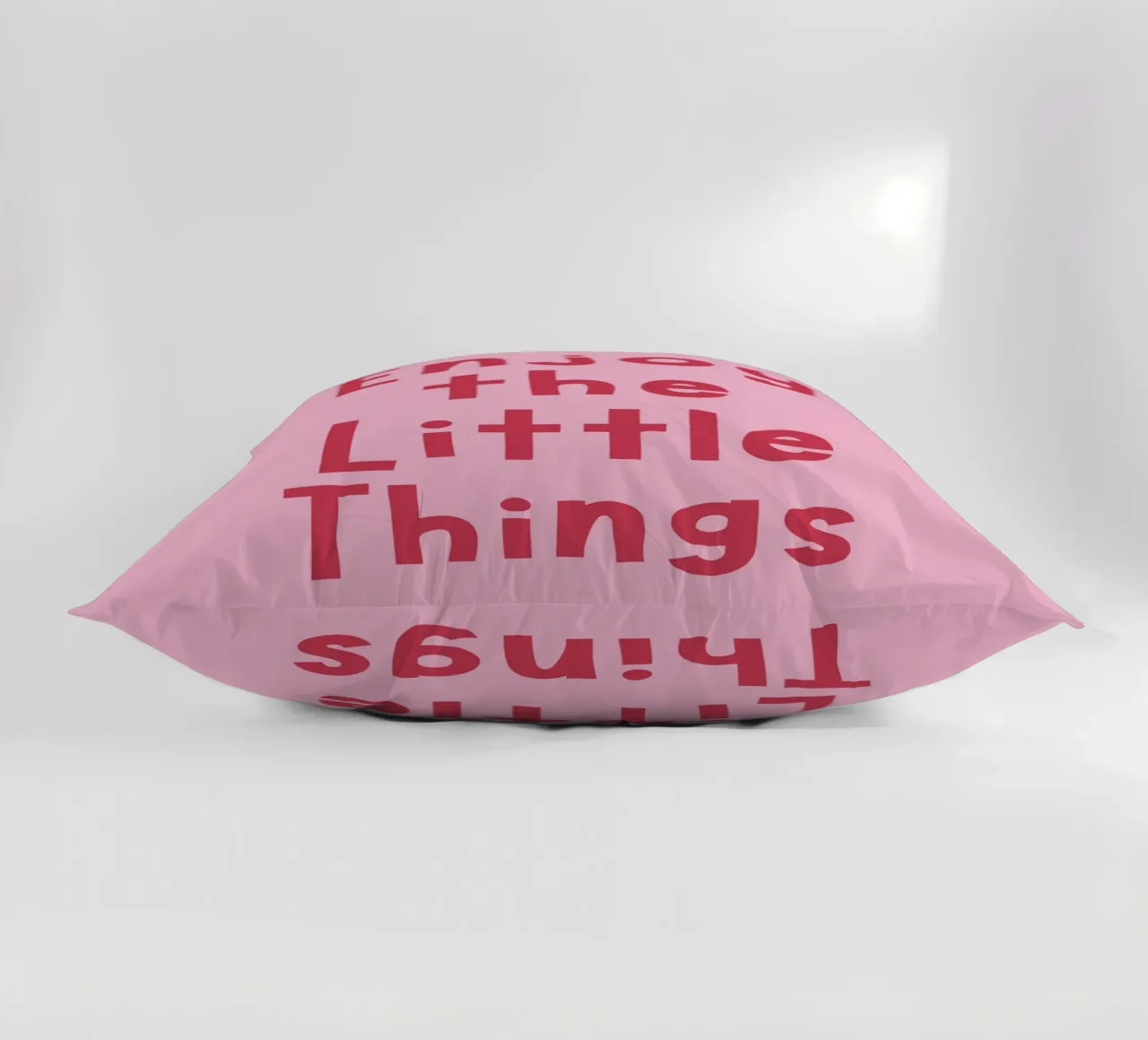 Enjoy the Little Things cuscino da DigiWunderwerk