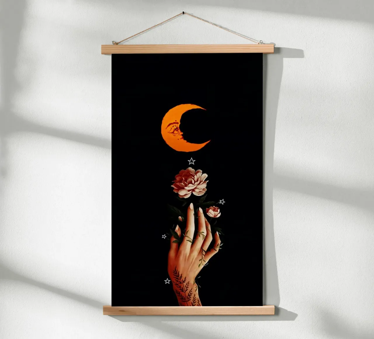 flower hold moon poster con telaio in legno da sunity
