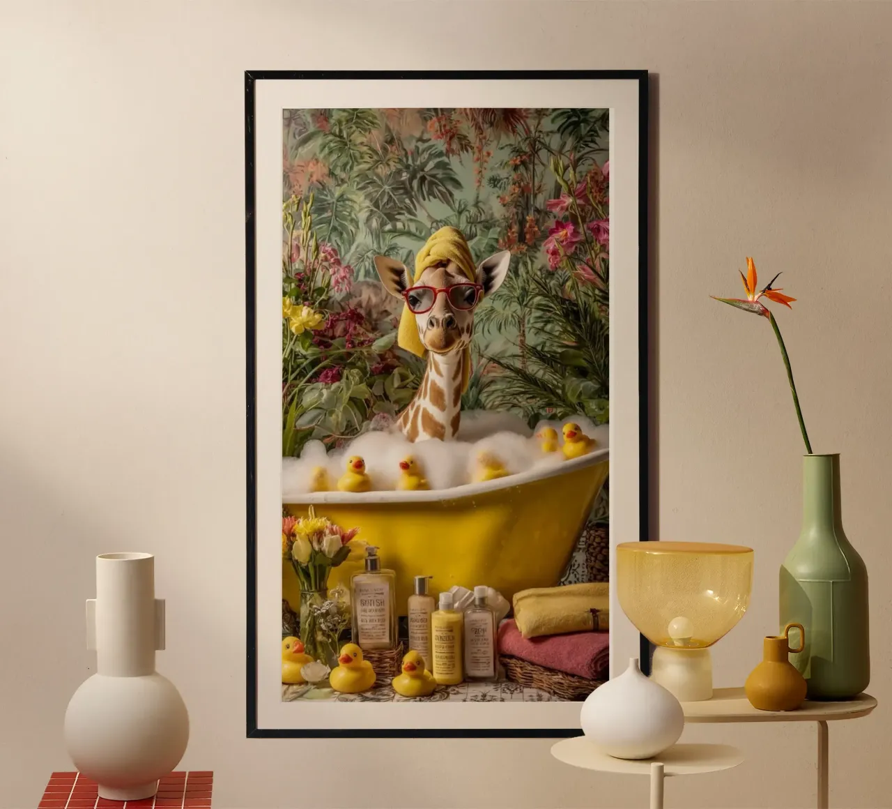giraffe in bathtub poster con telaio in legno da panada