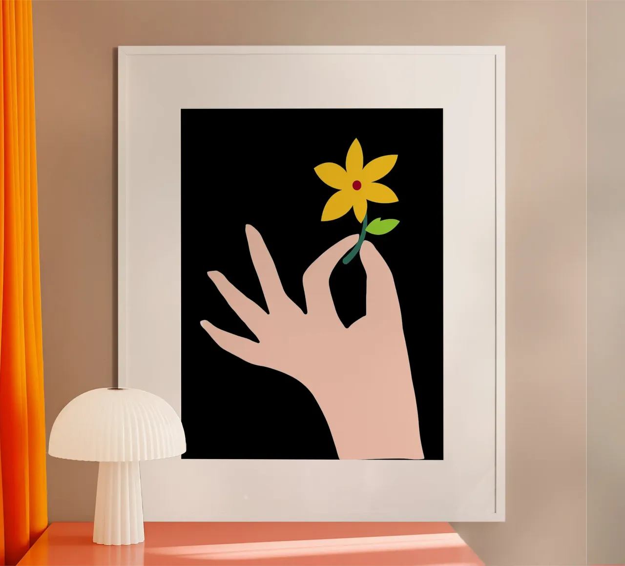 Mano che tiene il fiore poster con telaio in legno da Misaki Yamaguchi
