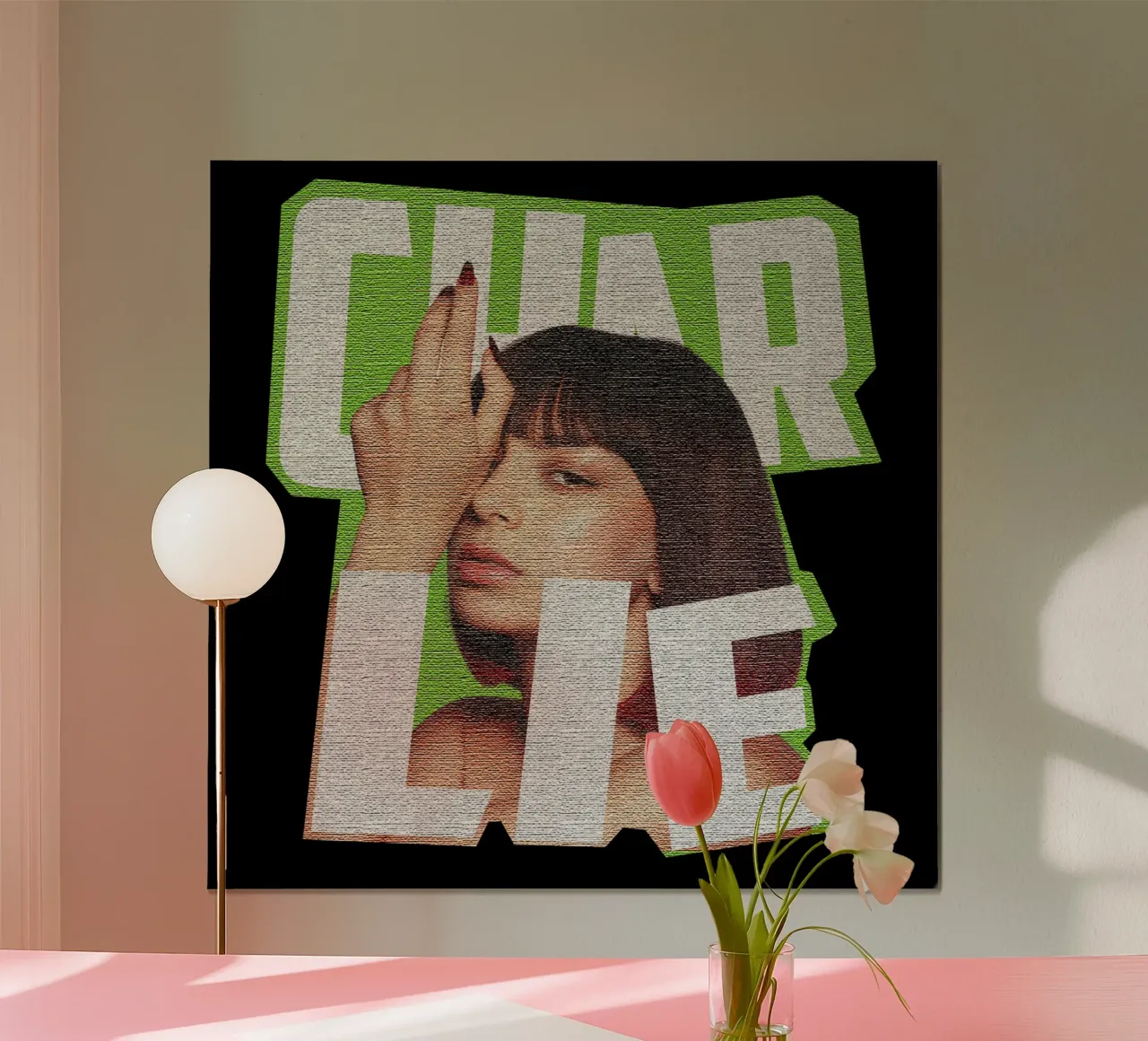 Maglietta Charlie Classic poster con telaio in legno da kamy.store11