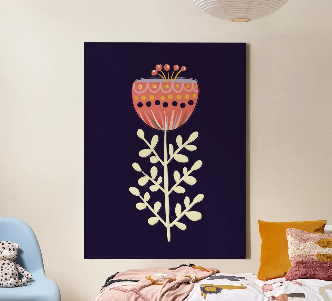 Scandi-Folk-Blume in kräftigen Farben Leinwand mit Schattenfugenrahmen von showmemars