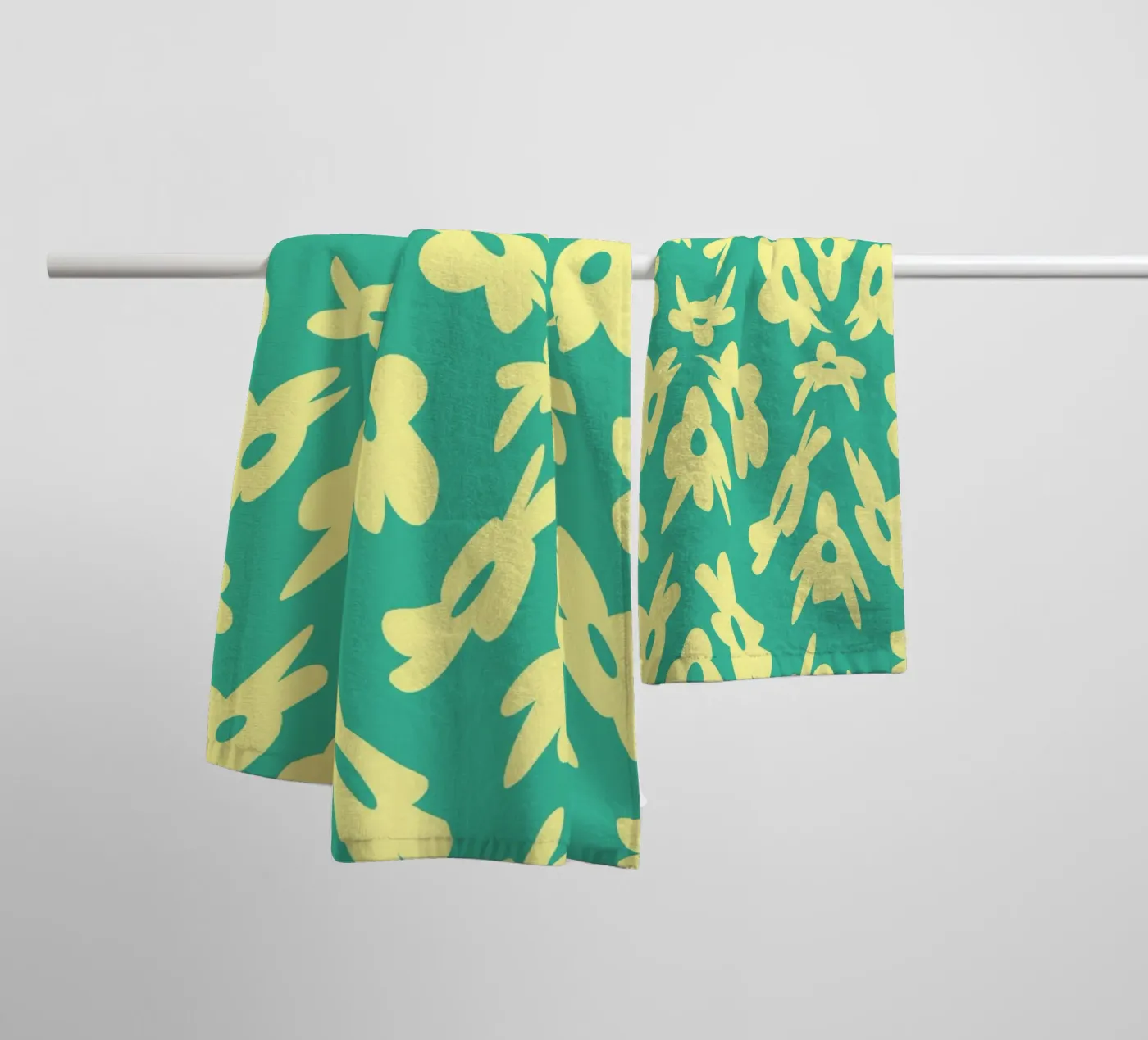 Bizarre Blumenmuster Handtuch von Little Dean